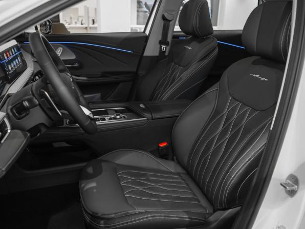 Chery Arrizo 8 с пробегом 2025 года, цена 2 690 000 рублей, 880 км, седан, Автокод Объявления