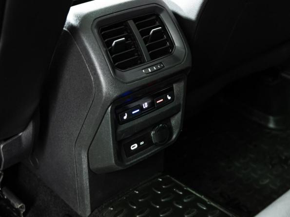 Volkswagen Tiguan II Рестайлинг с пробегом 2021 года, цена 2 999 777 рублей, 91347 км, внедорожник, Автокод Объявления