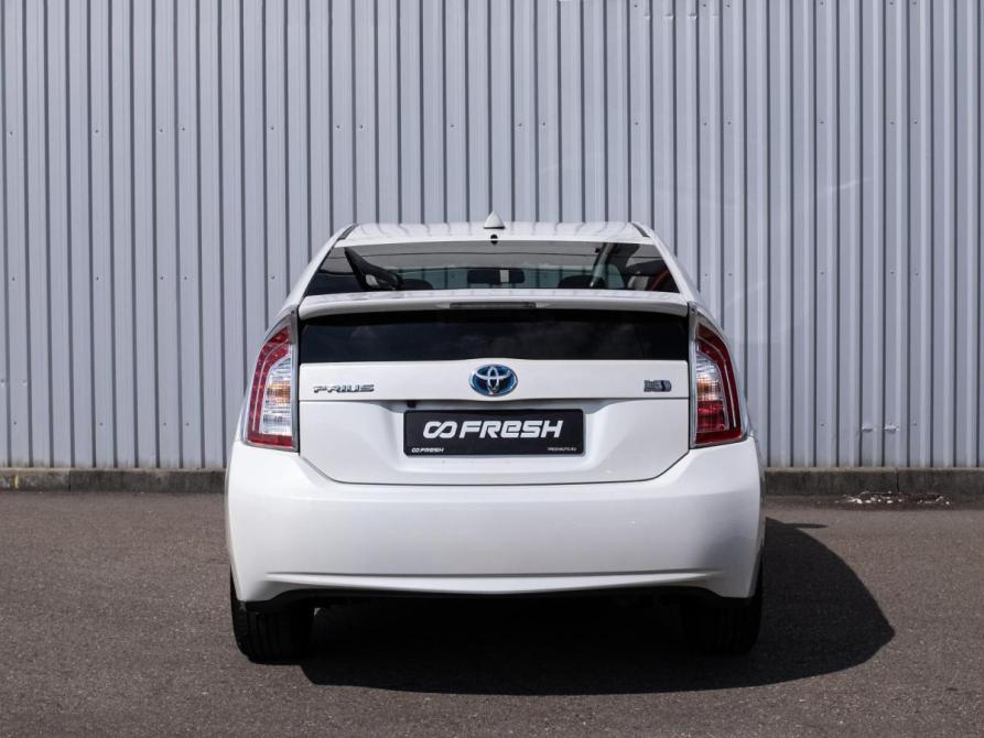 Toyota Prius III Рестайлинг (XW30) Сочи  - изображение 4
