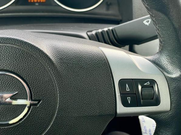 Opel Astra H Рестайлинг с пробегом 2011 года, цена 360 000 рублей, 228600 км, универсал, Автокод Объявления