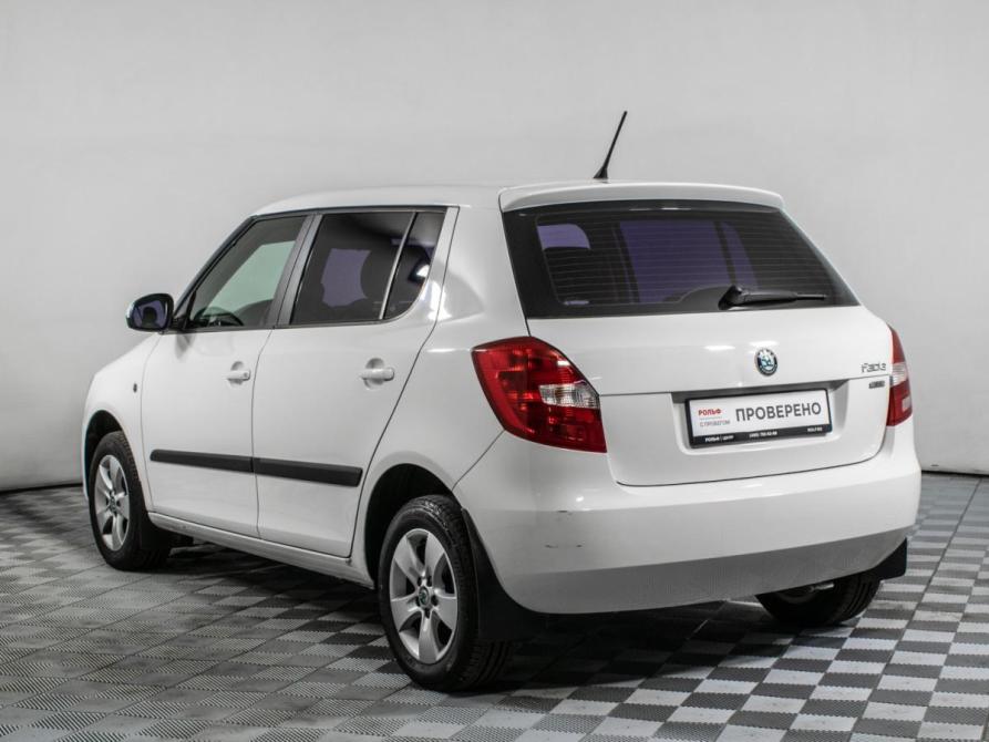 Skoda Fabia II Рестайлинг Москва  - изображение 8
