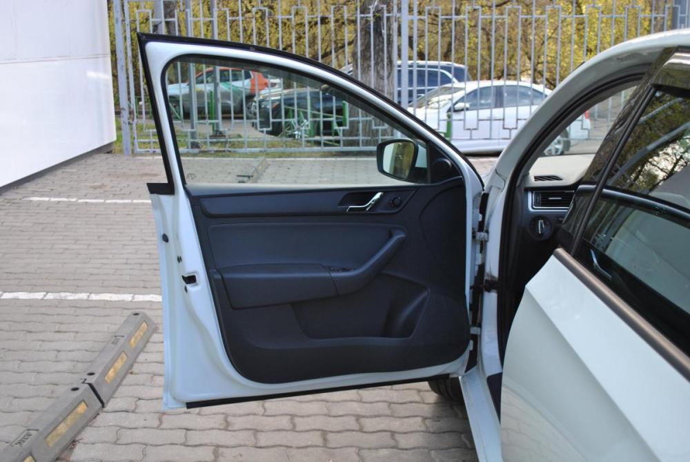 Skoda Rapid I Москва  - изображение 16