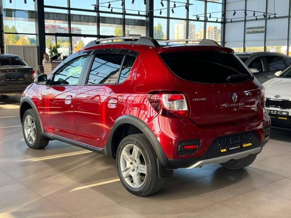 Renault Sandero II Рестайлинг с пробегом 2019 года, цена 1 350 000 рублей, 55700 км, хэтчбек, Автокод Объявления