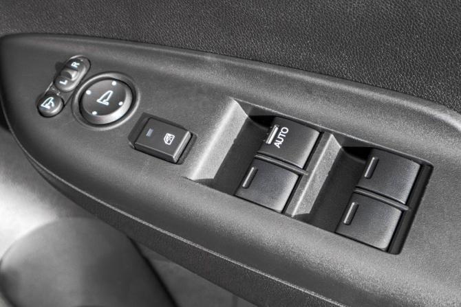 Honda Fit III с пробегом 2016 года, цена 1 149 000 рублей, 69000 км, хэтчбек, Автокод Объявления