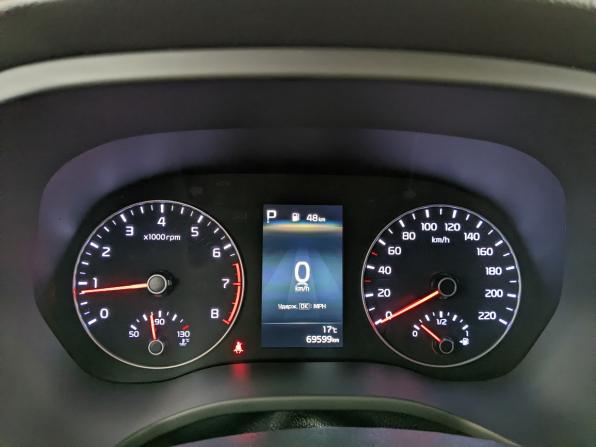 Kia Rio IV Рестайлинг с пробегом 2021 года, цена 1 900 000 рублей, 69049 км, хэтчбек, Автокод Объявления