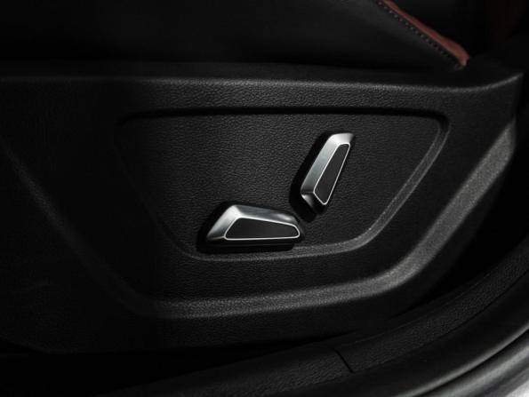 Geely Coolray I с пробегом 2023 года, цена 2 099 700 рублей, 28371 км, внедорожник, Автокод Объявления