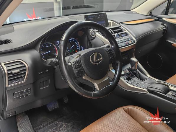 Lexus NX I с пробегом 2017 года, цена 2 800 000 рублей, 82000 км, внедорожник, Автокод Объявления