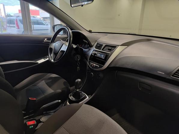 Hyundai Solaris I с пробегом 2014 года, цена 770 000 рублей, 144827 км, хэтчбек, Автокод Объявления