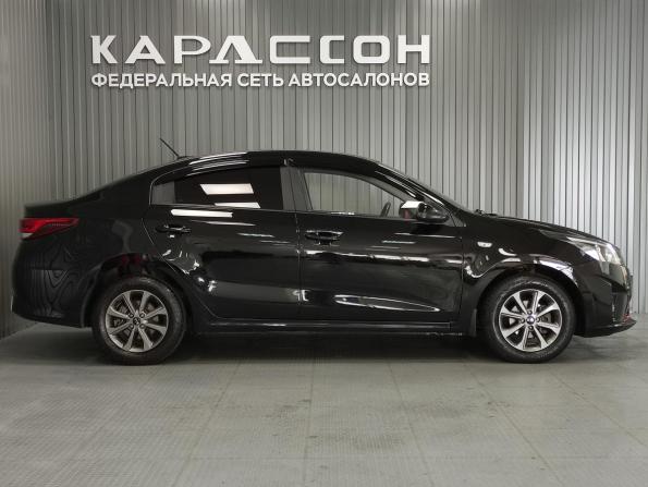 Kia Rio IV Рестайлинг с пробегом 2021 года, цена 1 810 000 рублей, 84960 км, седан, Автокод Объявления