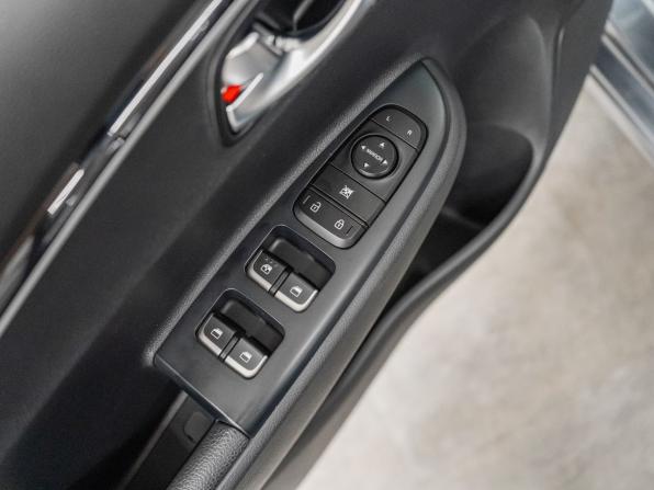 Kia Rio IV с пробегом 2020 года, цена 1 610 000 рублей, 45678 км, седан, Автокод Объявления