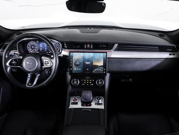 Jaguar F-Pace I Рестайлинг с пробегом 2021 года, цена 4 579 000 рублей, 113000 км, внедорожник, Автокод Объявления