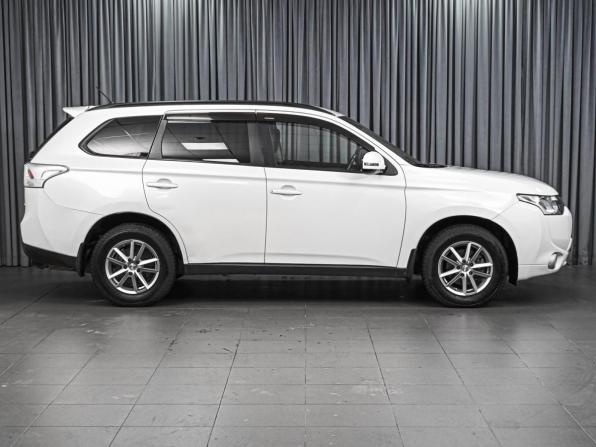 Mitsubishi Outlander III с пробегом 2012 года, цена 1 348 568 рублей, 178525 км, внедорожник, Автокод Объявления