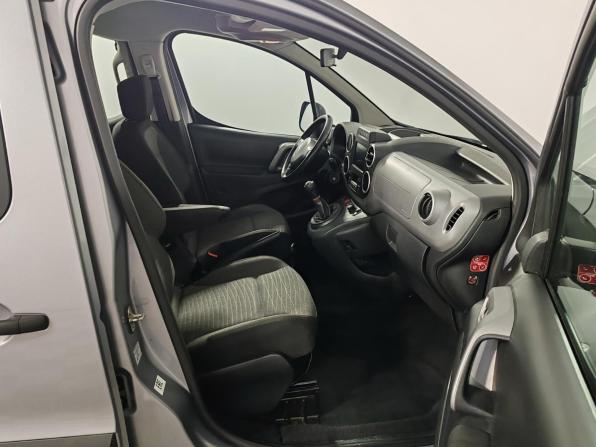 Citroen Berlingo II Рестайлинг 2 с пробегом 2017 года, цена 1 299 000 рублей, 71888 км, компактвэн, Автокод Объявления