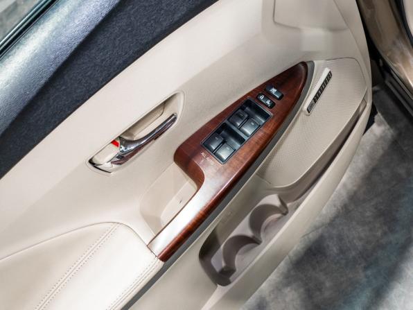 Toyota Venza I с пробегом 2010 года, цена 1 695 000 рублей, 179000 км, внедорожник, Автокод Объявления