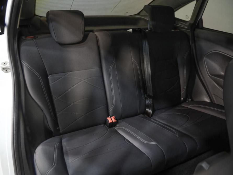 Ford Fiesta Mk6 Рестайлинг Санкт-Петербург  - изображение 24