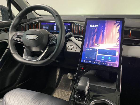 Geely Atlas II с пробегом 2023 года, цена 2 300 000 рублей, 58949 км, внедорожник, Автокод Объявления