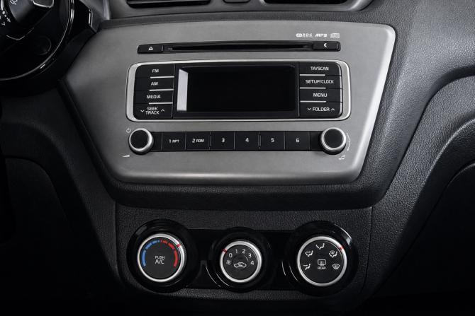 Kia Rio III Рестайлинг с пробегом 2016 года, цена 979 000 рублей, 211000 км, седан, Автокод Объявления