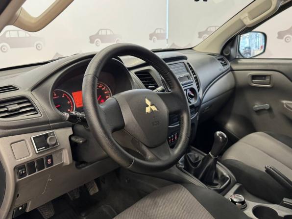 Mitsubishi L200 V с пробегом 2016 года, цена 1 575 000 рублей, 186975 км, offers.body_type.unknown, Автокод Объявления