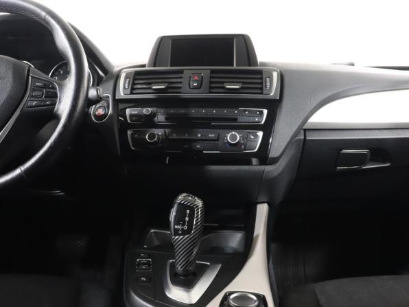 BMW 1 серии II (F20/F21) Рестайлинг с пробегом 2015 года, цена 1 565 000 рублей, 127170 км, хэтчбек, Автокод Объявления