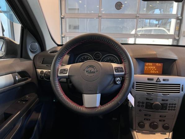Opel Astra H Рестайлинг с пробегом 2009 года, цена 266 000 рублей, 257630 км, хэтчбек, Автокод Объявления