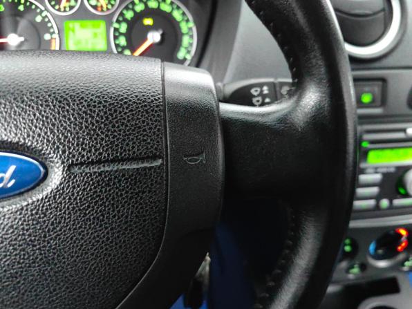 Ford Fusion I Рестайлинг с пробегом 2007 года, цена 410 000 рублей, 184500 км, хэтчбек, Автокод Объявления