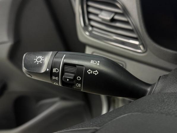 Hyundai Solaris II Рестайлинг с пробегом 2021 года, цена 1 350 000 рублей, 103050 км, седан, Автокод Объявления