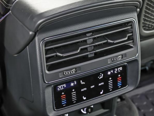 Audi Q8 I (4M) с пробегом 2019 года, цена 5 398 000 рублей, 114748 км, внедорожник, Автокод Объявления