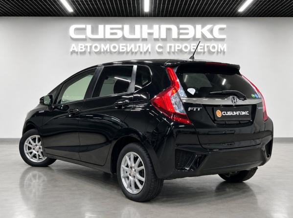 Honda Fit III с пробегом 2016 года, цена 840 500 рублей, 194234 км, хэтчбек, Автокод Объявления