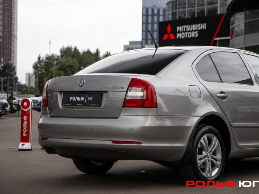Skoda Octavia II (A5) Рестайлинг Москва  - изображение 16