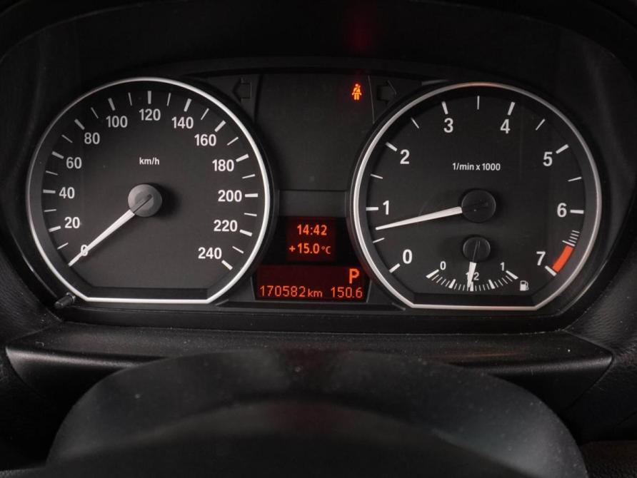 BMW 1 серии I (E81/E82/E87/E88) Рестайлинг Воронеж  - изображение 16