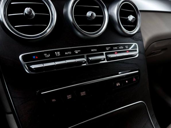 Mercedes-Benz GLC I (X253) Рестайлинг с пробегом 2019 года, цена 3 800 000 рублей, 85007 км, внедорожник, Автокод Объявления