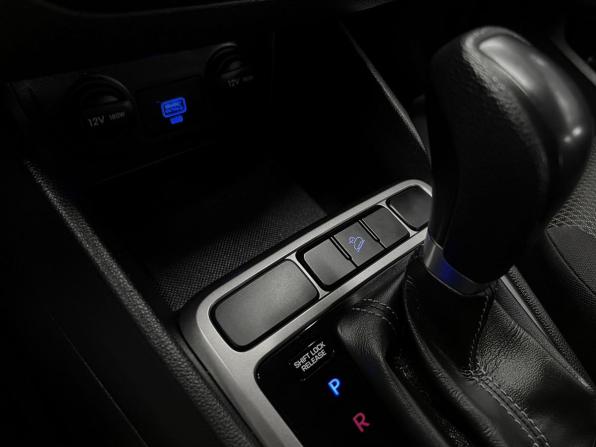 Hyundai Creta I Рестайлинг с пробегом 2021 года, цена 1 895 000 рублей, 103790 км, внедорожник, Автокод Объявления