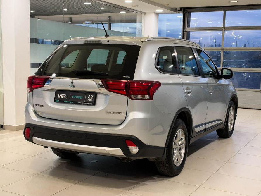 Mitsubishi Outlander III Рестайлинг Тверь  - изображение 6
