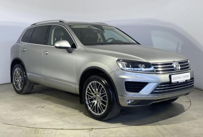 Volkswagen Touareg II Рестайлинг с пробегом 2015 года, цена 2 690 000 рублей, 243284 км, внедорожник, Автокод Объявления