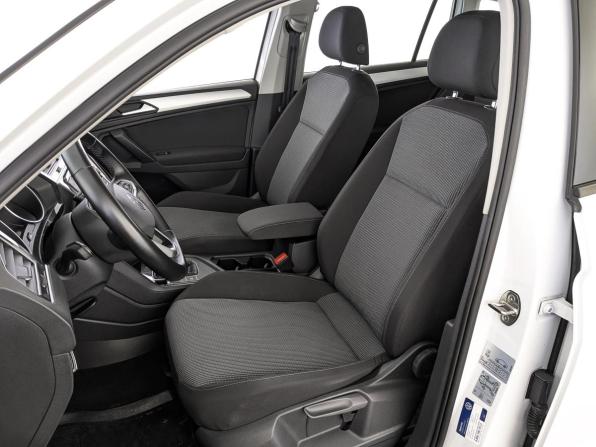 Volkswagen Tiguan II Рестайлинг с пробегом 2021 года, цена 2 640 000 рублей, 59202 км, внедорожник, Автокод Объявления