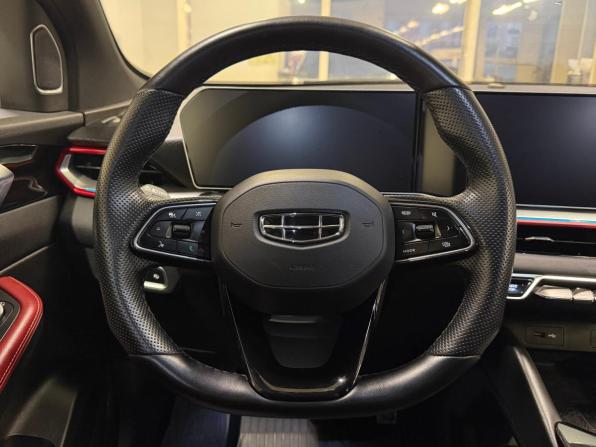 Geely Coolray I Рестайлинг с пробегом 2024 года, цена 1 945 000 рублей, 37000 км, внедорожник, Автокод Объявления