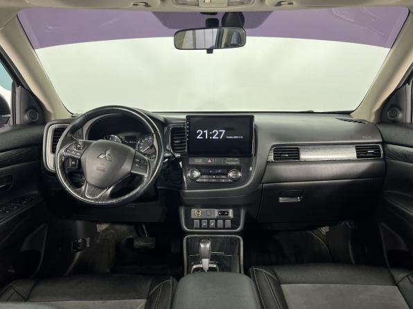 Mitsubishi Outlander III Рестайлинг 3 с пробегом 2018 года, цена 1 799 000 рублей, 98000 км, внедорожник, Автокод Объявления