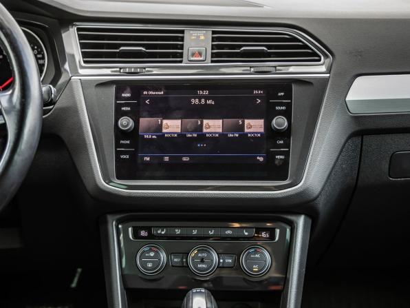 Volkswagen Tiguan II с пробегом 2017 года, цена 2 198 000 рублей, 184121 км, внедорожник, Автокод Объявления