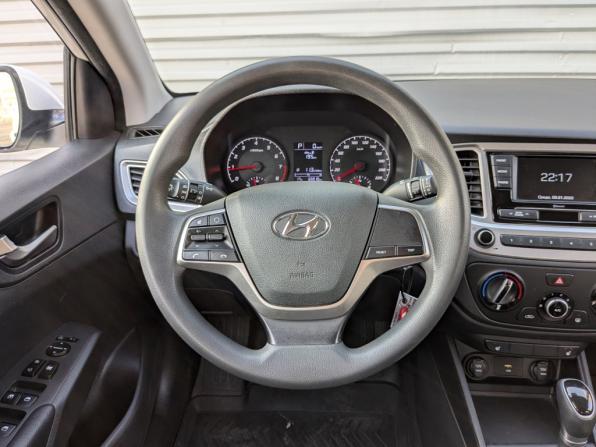 Hyundai Solaris II Рестайлинг с пробегом 2022 года, цена 1 550 000 рублей, 65904 км, седан, Автокод Объявления
