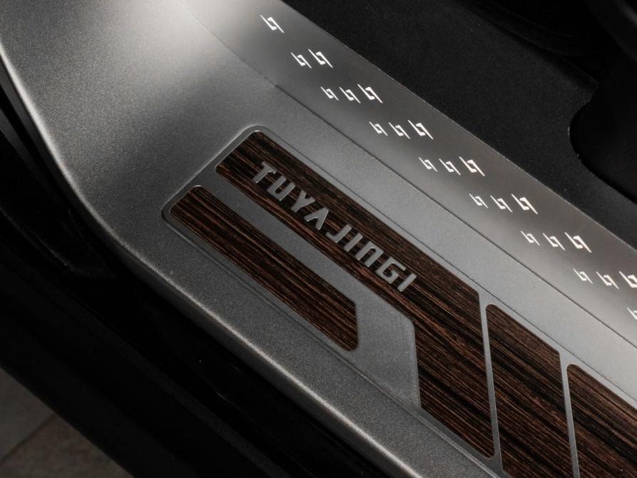 Lexus LM II Москва  - изображение 10