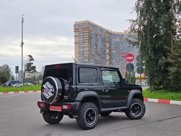 Suzuki Jimny IV с пробегом 2021 года, цена 2 999 000 рублей, 52000 км, внедорожник, Автокод Объявления