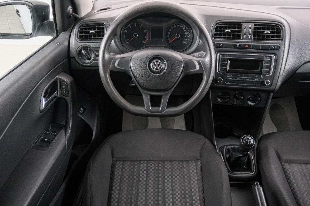 Volkswagen Polo V Рестайлинг Красноярск  - изображение 15