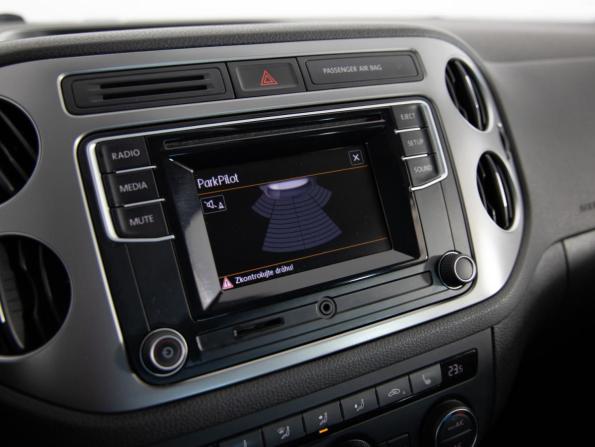 Volkswagen Tiguan I Рестайлинг с пробегом 2015 года, цена 1 199 000 рублей, 191208 км, внедорожник, Автокод Объявления