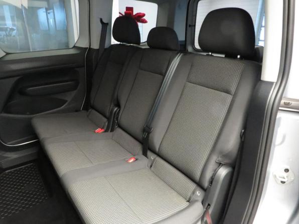 Volkswagen Caddy V с пробегом 2021 года, цена 2 960 000 рублей, 75000 км, минивэн, Автокод Объявления
