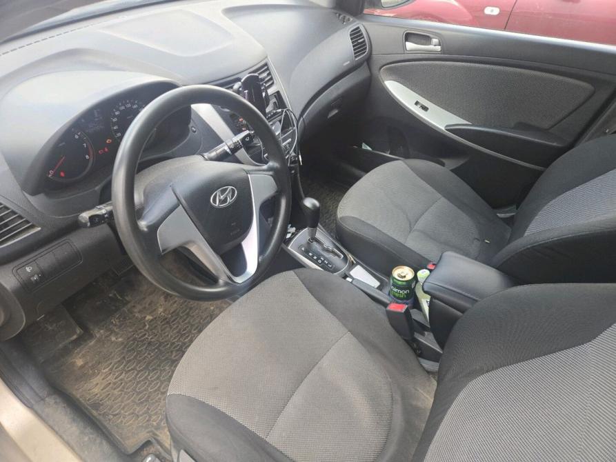 Hyundai Solaris I Санкт-Петербург  - изображение 5