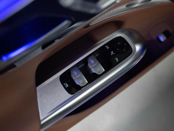 Новый Mercedes-Benz E-Класс VI (W214 S214) 2025 года, цена 10 210 000 рублей, седан, Автокод Объявления