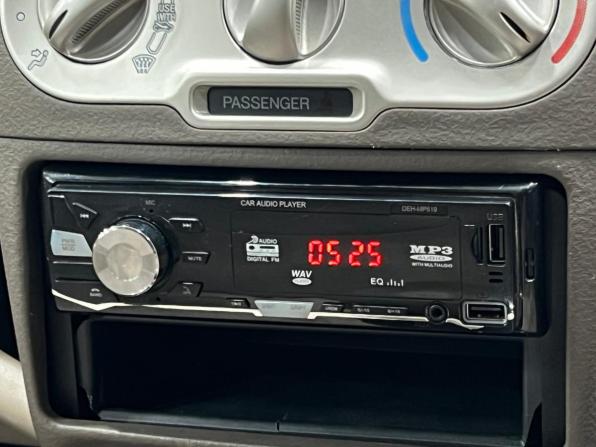 Toyota Platz с пробегом 2005 года, цена 399 000 рублей, 299999 км, седан, Автокод Объявления