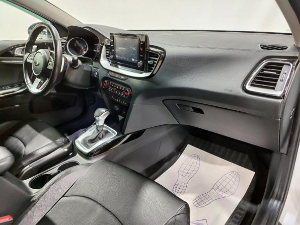 Kia Ceed III с пробегом 2021 года, цена 1 850 000 рублей, 69000 км, универсал, Автокод Объявления