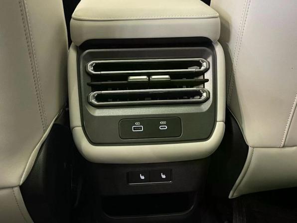 Новый JETOUR T1 2026 года, цена 3 850 000 рублей, внедорожник, Автокод Объявления