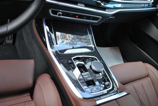 BMW X7 I (G07) Рестайлинг с пробегом 2026 года, цена 17 990 000 рублей, 10 км, внедорожник, Автокод Объявления